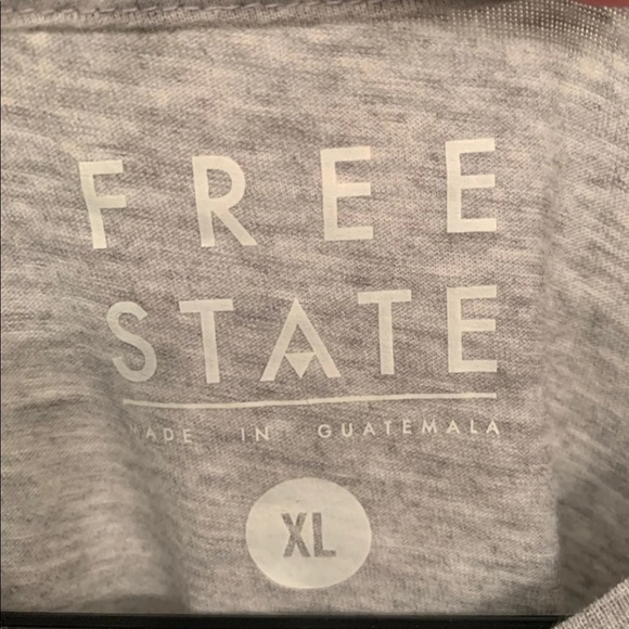 t-shirt - Picture 2 of 3